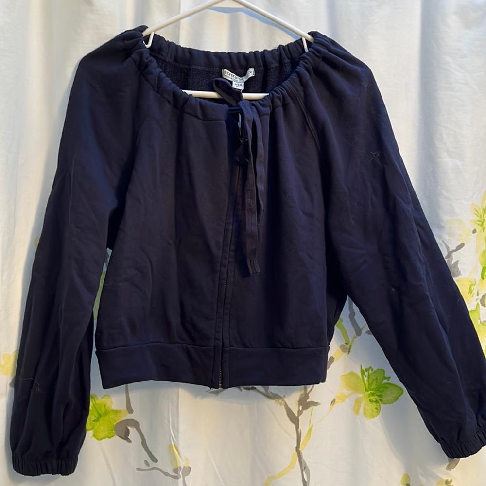 Navy blue cropped sweatshirt from Anthropology with drawstring top